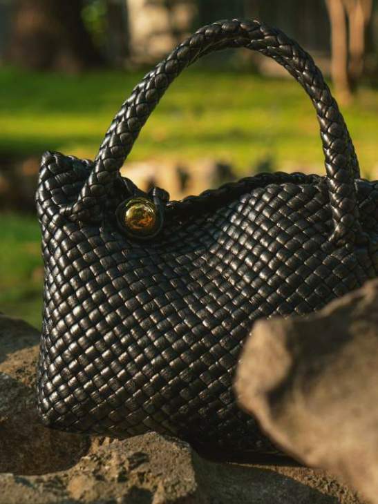 Picture of Bottega Veneta Handbags _SKUfw184064060fw